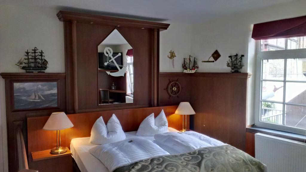 Hotel Goldener Anker Bodenwerder Rum bild