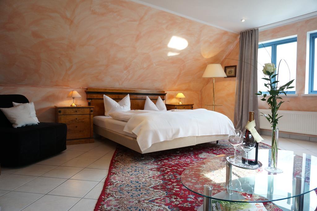 Hotel Goldener Anker Bodenwerder Rum bild